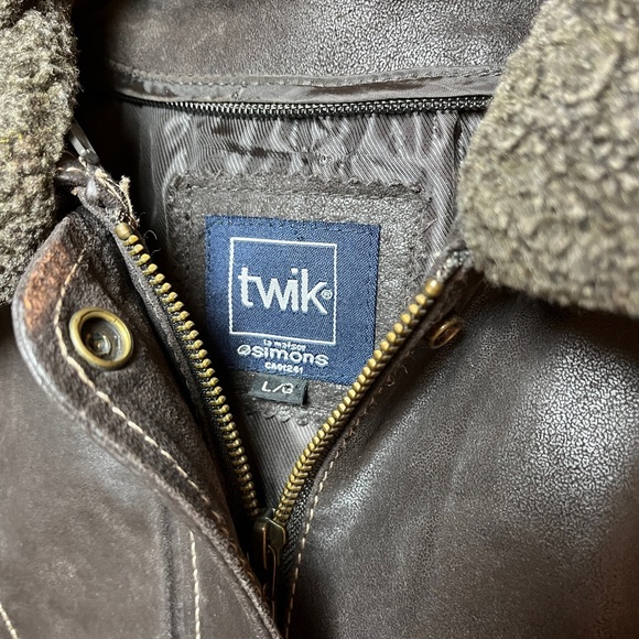 Twik 100% Genuine Leather Jacket - Removable Sherpa Collar - Vintage Style - Picture 4 of 13